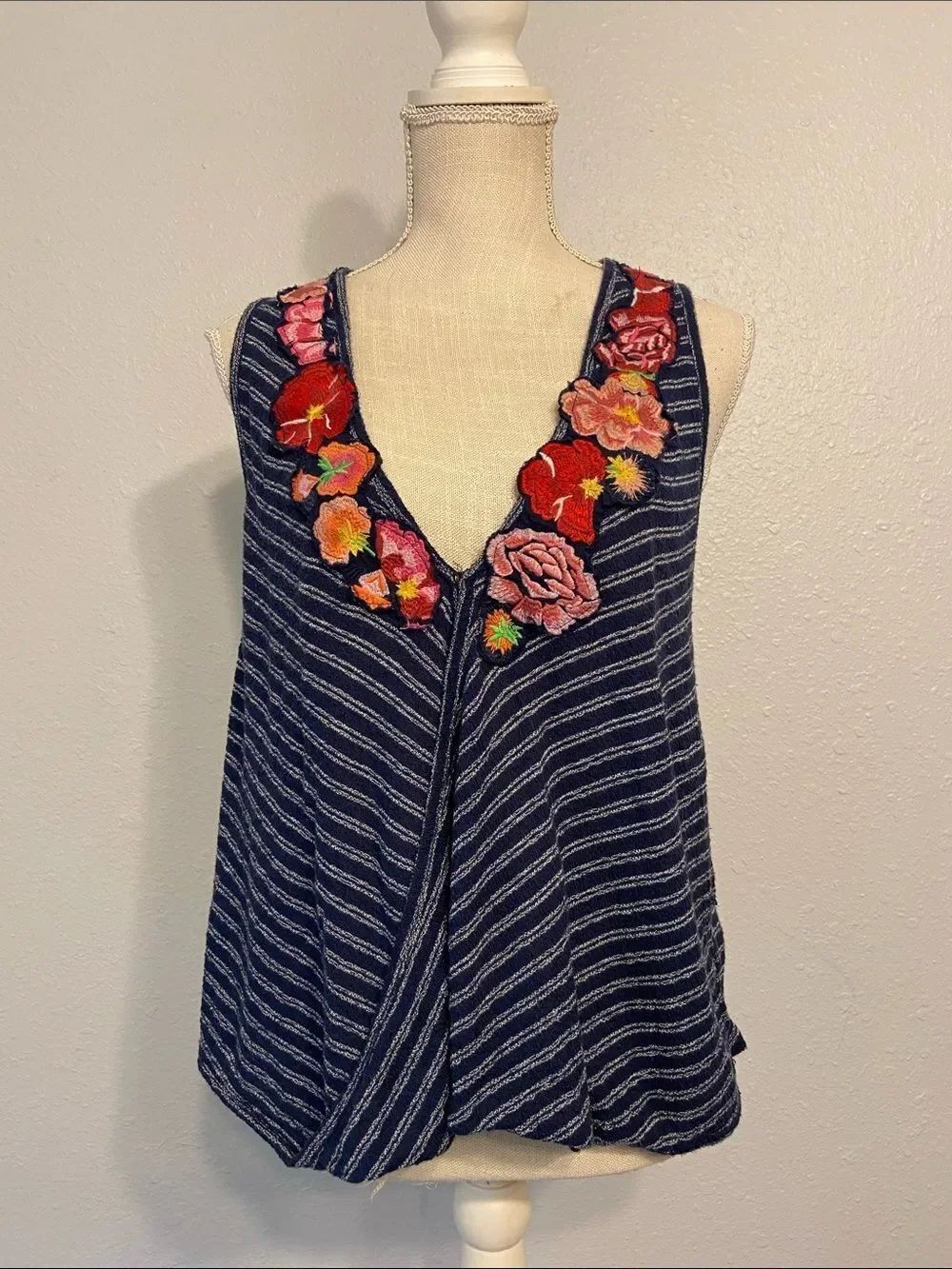 Free People Blue Multicolor Floral Embroidered Frieda Striped Tank Size Medium